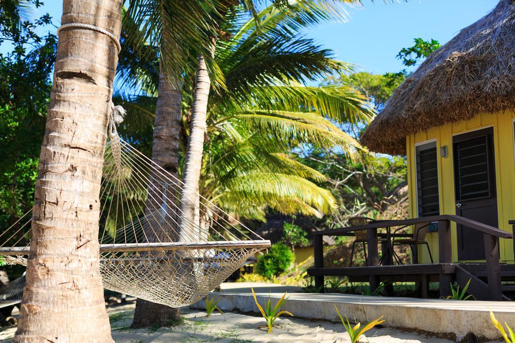 Funky Fish Beach & Surf Resort Solevu Luaran gambar